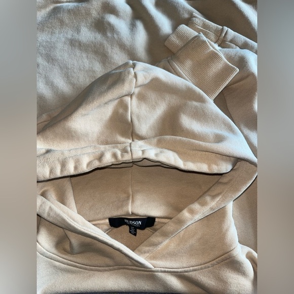 Hudson Jeans Back Cut out Cotton Hoodie Women’s Small Tan Camel Neutral Fall - Picture 10 of 16